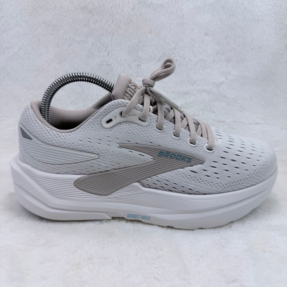 Brooks Ghost Max 3 Womens Running Shoes White Grey Size 8 Wide Cushioned Sneaker